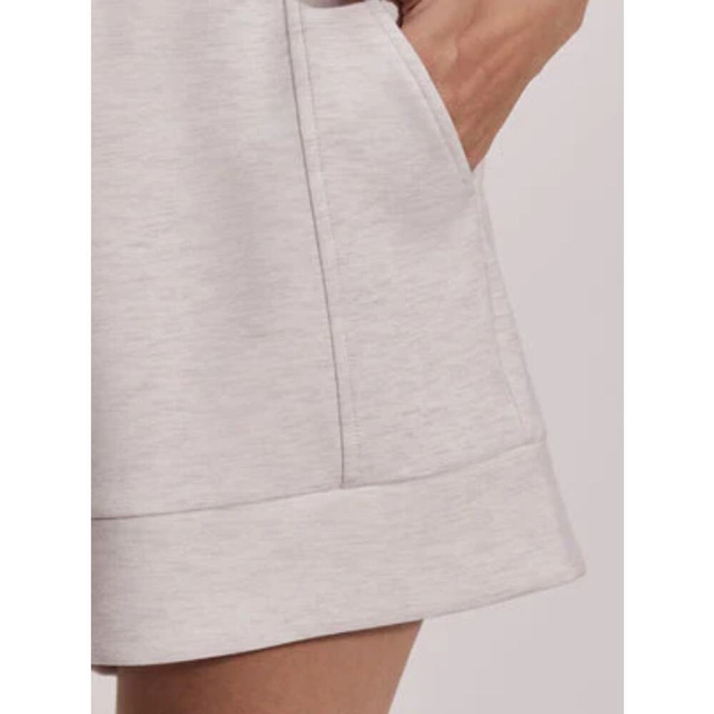 VARLEY Women's Atrium High Rise Shorts XS Ivory Marl 4.5" Inseam DoubleSoft NWT - Picture 2 of 12